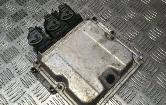 Fiat Ulysse Engine control unit/module 0281012464 9661145380 1039S13163