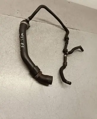 Volkswagen PASSAT B8 Coolant pipe/hose 