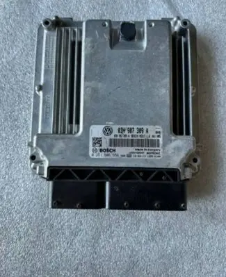 Volkswagen PASSAT B8 Engine control unit/module ECU 03H907309A 0261S06556 03L906329A