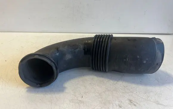 Mercedes-Benz Vito Viano W447 Air intake duct part A4475280724