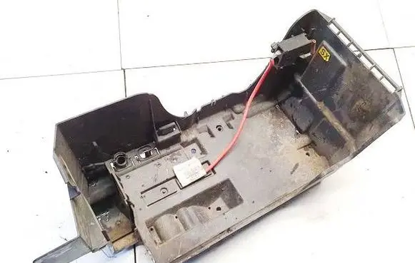 Opel Vectra C Battery box tray 24413805