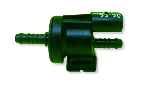 Audi A6 S6 C6 4F Fuel tank valve 06E906517A