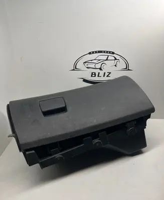 Opel Meriva B Glove box 9P999121