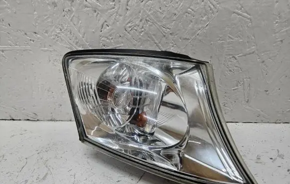 Mazda MPV Front indicator light P2015 P2015R