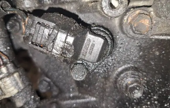 Toyota Avensis T250 Camshaft position sensor 