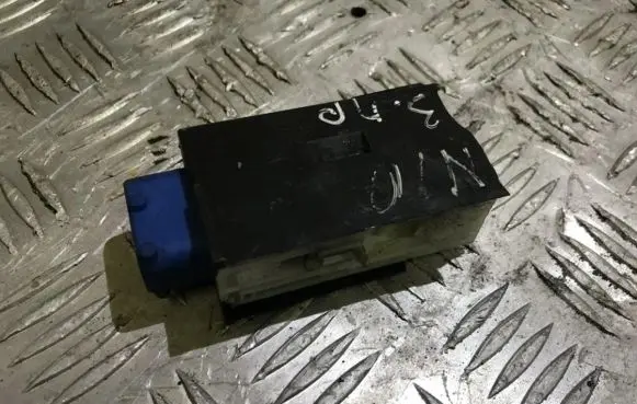 BMW 3 E36 Central locking motor 40620721
