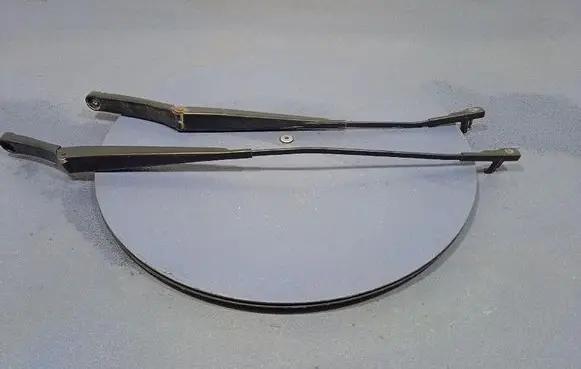 Audi A3 S3 8P Front wiper blade arm 8P1955409D