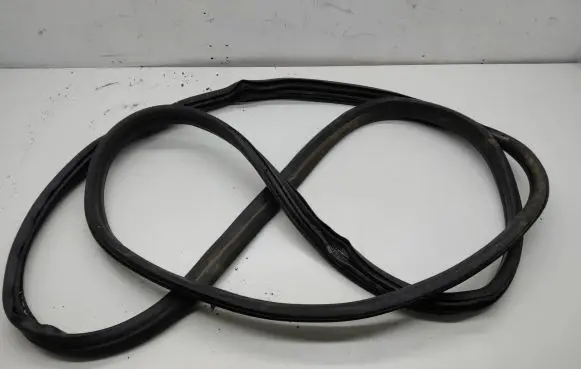 Ford Transit VII Front door rubber seal 
