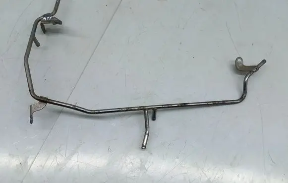 Volkswagen Jetta VI Engine coolant pipe/hose 06K121075R