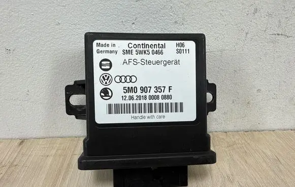 Seat Alhambra (Mk2) Light module LCM 5WK50466 5M0907357F