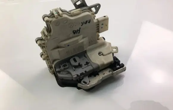 Audi A5 Sportback 8TA Coupe door lock (next to the handle) 8K0839016C