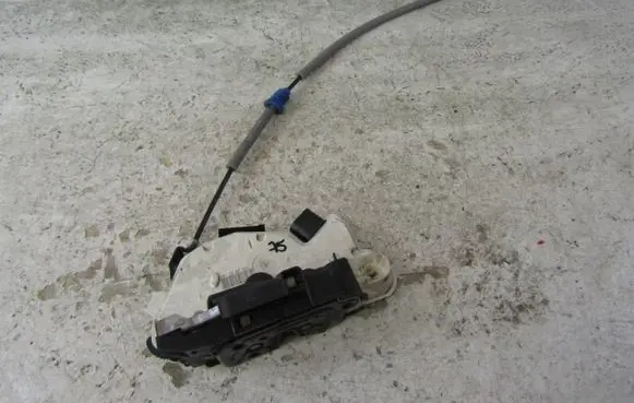 Volkswagen Up Front door lock 1S1837015B