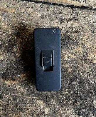 Land Rover Discovery 3 - LR3 Electric window control switch