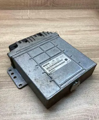 Chrysler Voyager Engine control unit/module ECU P04686660AD 0281001333