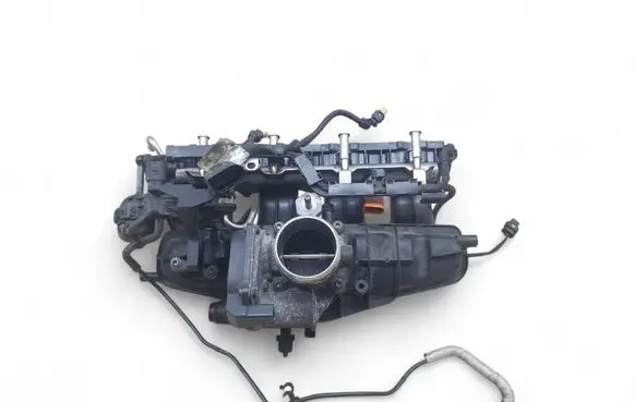Audi Q3 8U Intake manifold 06J133185ET 06F133068T 06J971082E