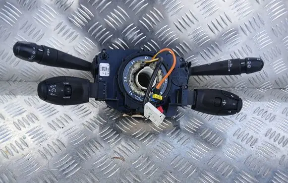 Peugeot 2008 I Wiper control stalk