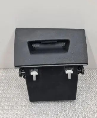 BMW 1 F20 F21 Dashboard storage box/compartment 9211310 9211311