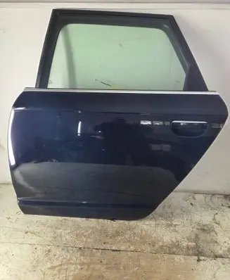 Rear door