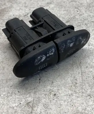 Windscreen/window heater switch