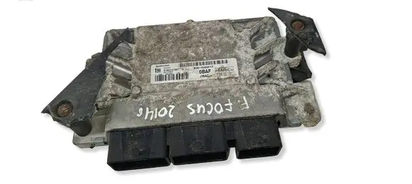 Ford Focus Engine control unit/module S180127007 BV6112A650CF