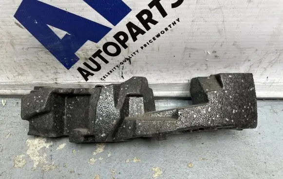 Mercedes-Benz E W212 Front bumper foam support bar A2128850537