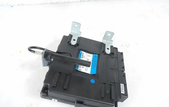 SsangYong Tivoli Comfort/convenience module 8710235500
