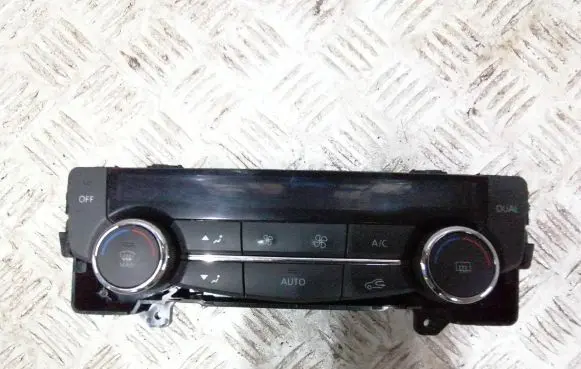 Renault Kadjar Climate control unit 275102210R 20160728 DC12VT95020A