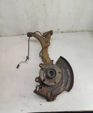 Volkswagen PASSAT B5.5 Front wheel hub
