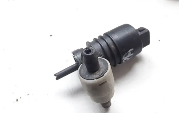 Opel Zafira A Windscreen/windshield washer pump