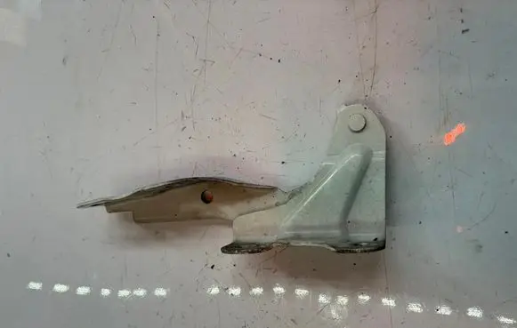 Mitsubishi L200 Engine bonnet/hood hinges 20D1