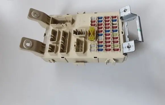 Hyundai i20 (PB PBT) Fuse module 919501J030