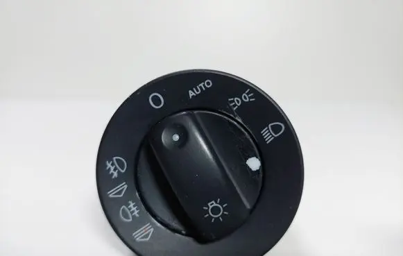Audi A4 S4 B7 8E 8H Light switch 8E0941531D