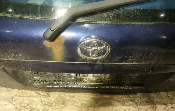 Toyota Corolla E120 E130 Trunk door license plate light bar 