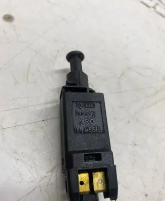 Volkswagen Golf III Brake pedal sensor switch 191945515