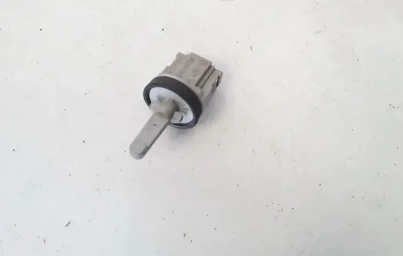 Volkswagen Golf V Interior temperature sensor 1k0907543A