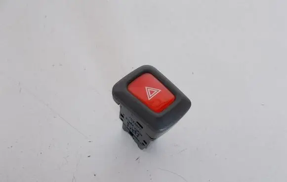 Nissan Almera Tino Hazard light switch 