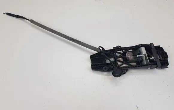 Rear door exterior handle/bracket