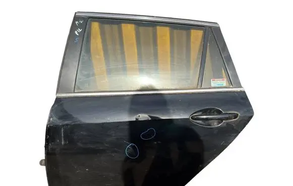 Mazda 6 Rear door