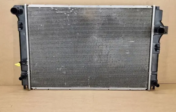 Toyota Yaris Intercooler radiator