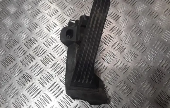 Volkswagen PASSAT B6 Accelerator throttle pedal 1K2721503M