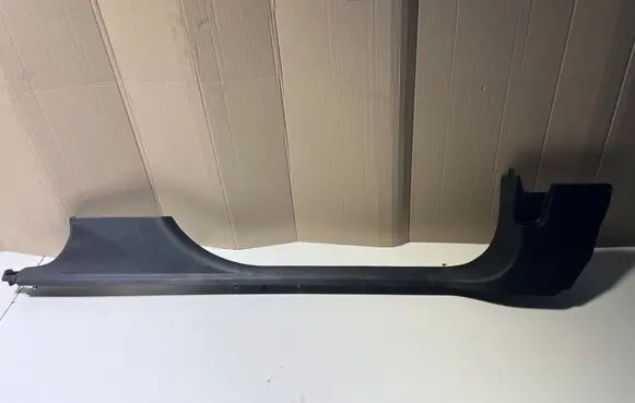 Opel Astra K Front sill trim cover 39067196 13413308