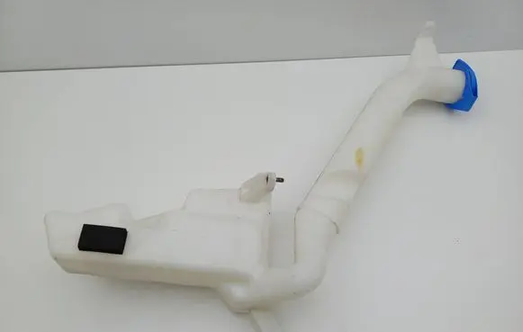 Volkswagen Polo IV 9N3 Windshield washer fluid reservoir/tank 6Q0955453