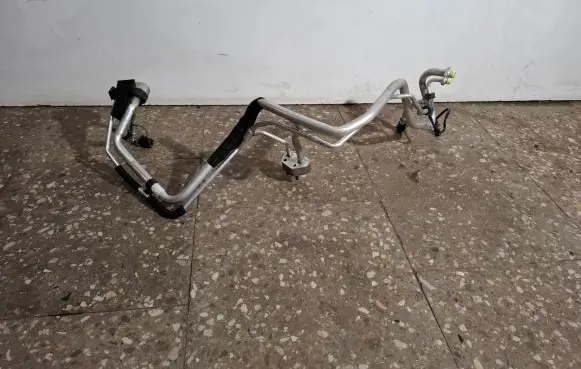 Volvo V60 Air conditioning (A/C) pipe/hose 31332763 31369445 31267980