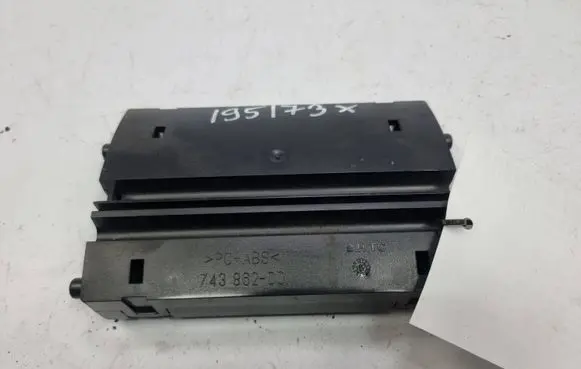 Mercedes-Benz S W221 Air conditioner control unit module A2218709987 KLIMATYZACJI
