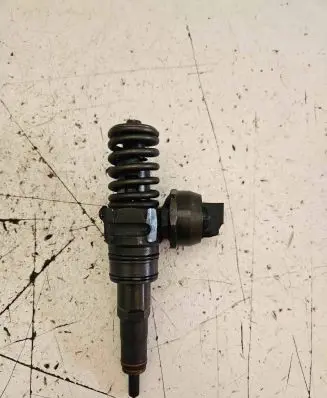 Audi A3 S3 8L Fuel injector 038130073AG