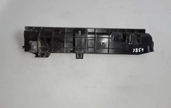 BMW X1 E84 Radiator mount bracket 7524912