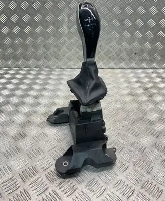BMW 2 F45 Gear shifter/selector 7950471