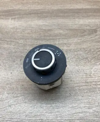 Volkswagen Touareg I Differential lock switch 7L6941435K 32210101