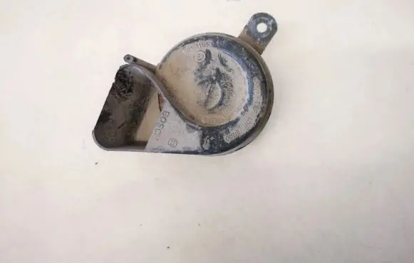 Mercedes-Benz C W203 Horn signal e9011165 011165