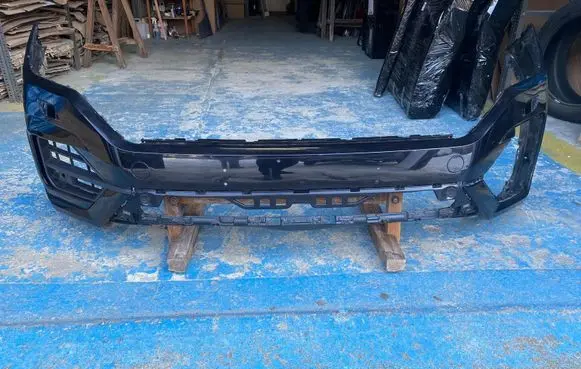 Volkswagen Touareg III Front bumper 760807221F